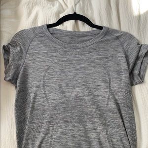 Gray lululemon swiftly tech